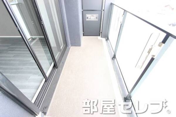 日当たりバルコニーです。316号室の写真です