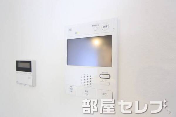 安心TVモニターホンです。316号室の写真です