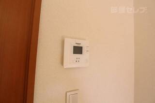 顔を確認できるTVモニターホンです。