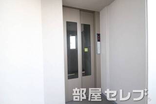 エレベーター。
