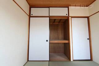 和室の押し入れです。