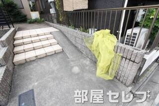 エントランス。