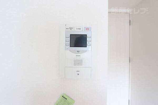 モニターホン、オートロック付きでセキュリティ安心です