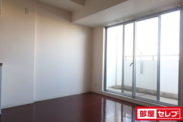 ※506号室の写真を参照しています