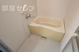 ゆっくりお風呂に入りたいですね。