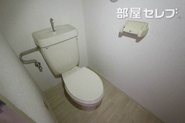 モニターフォンで訪問客も事前にチェックできて安心です。