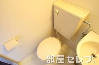 考え事でも　他号室の写真です。