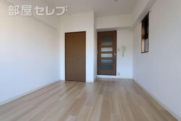 反転タイプのお部屋の写真です。