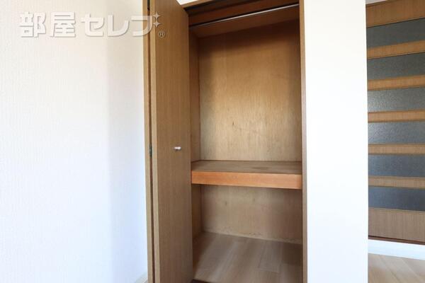 反転タイプのお部屋の写真です。