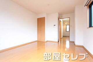 きれいなお部屋で過ごしやすいです。他号室の写真です。