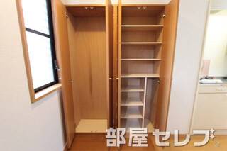 玄関すっきりシューズボックスです。他号室の写真です。