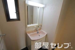 独立洗面台です。