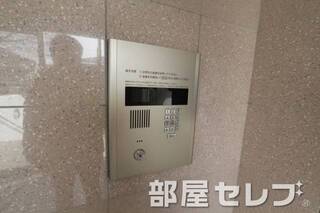 オートロックで安心ですね。