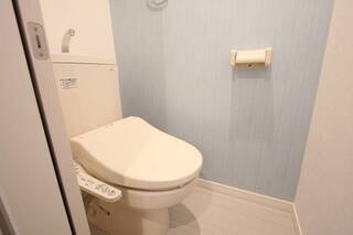 清潔トイレットルーム。