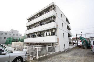 落ち着いた外観の耐震建物です。
