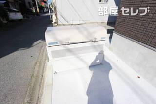 102号室