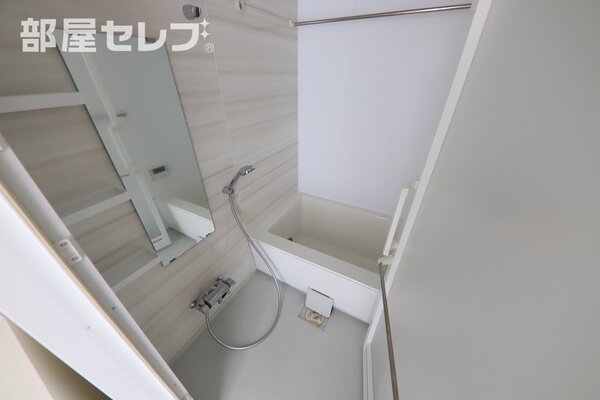 ゆったりバスルーム