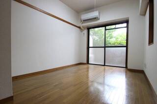 日当たり良好なお部屋です。101号室の写真です。