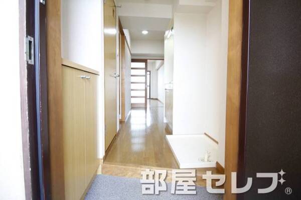 玄関口。