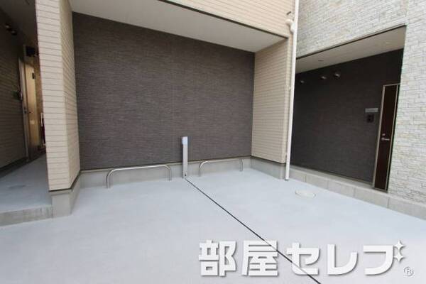 自転車置き場です。
