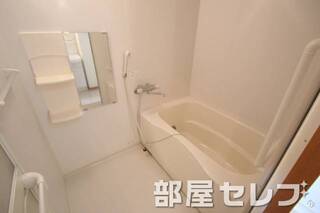追い焚き機能付きのバスルーム　イメージ写真
