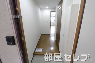 玄関口。