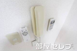 インターホン。