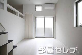 白を基調にした空間。