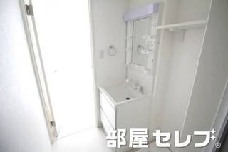 洗髪洗面化粧台。