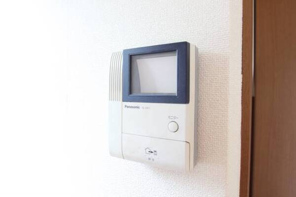 テレビモニター付きインターホンです