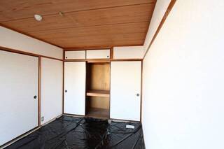 西側　中央の和室です。