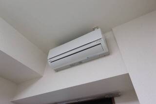 綺麗な冷暖房はいかがでしょうか。