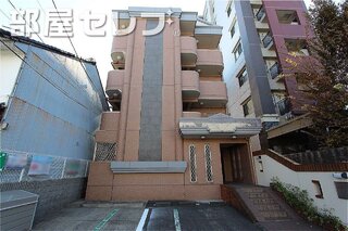 可愛い色の外観ですよ♪