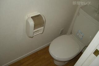 とても便利　トイレットペーパーストック可能です。