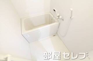 追いだき機能付きは魅力的ですよね。206号室の写真です。