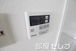 給湯パネルがあると便利ですよね。206号室の写真です。