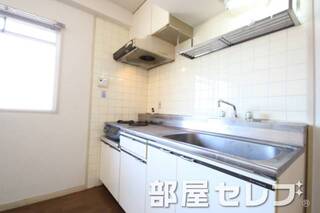 段落ちキッチン。イメージ写真