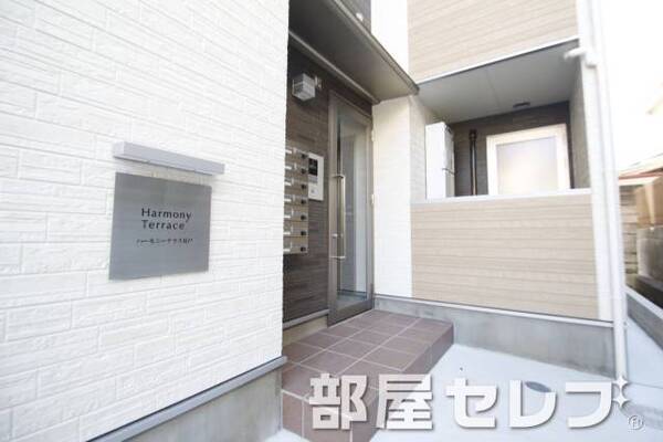 エントランス付近。