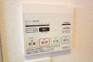 写真は同モデルの物件です