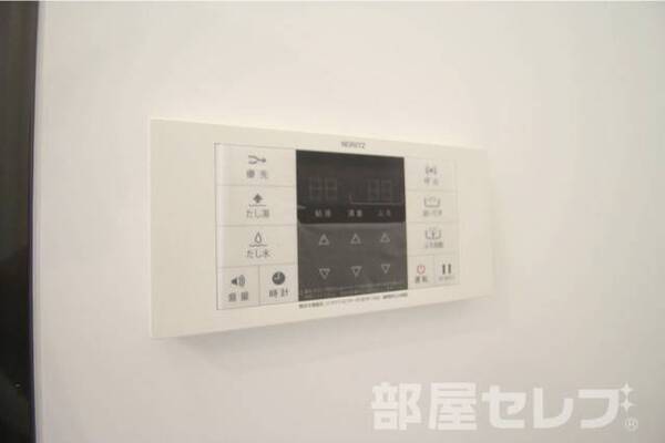 ※102号室の写真を流用しています。
