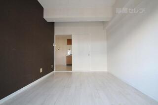 デザインクロスがカッコイイ居室です。