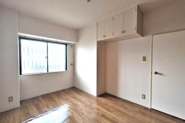 洋室5.9帖