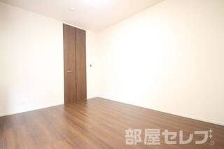 ※他の部屋の写真を流用しているので、建具の色が異なる場合があります。