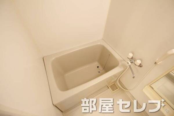 お風呂もきれいにしています。