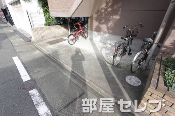 自転車置場。