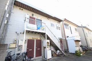 閑静な所にあります。