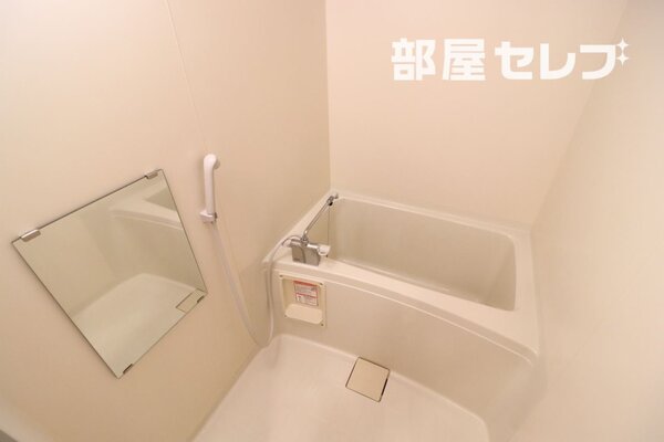 2口コンロで調理しやすいキッチンです