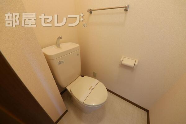 清潔感のあるトイレ。