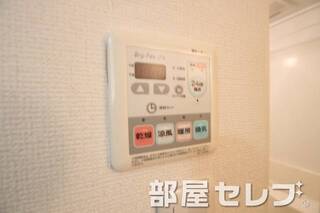 便利な浴室乾燥機です。