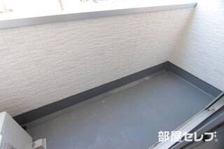 バルコニーはこちらです